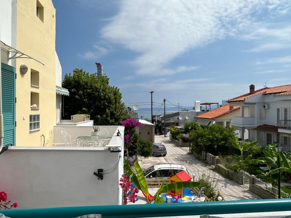 Emerald Seaside Apartment In Pefkohori Pefkochori Eksteriør bilde