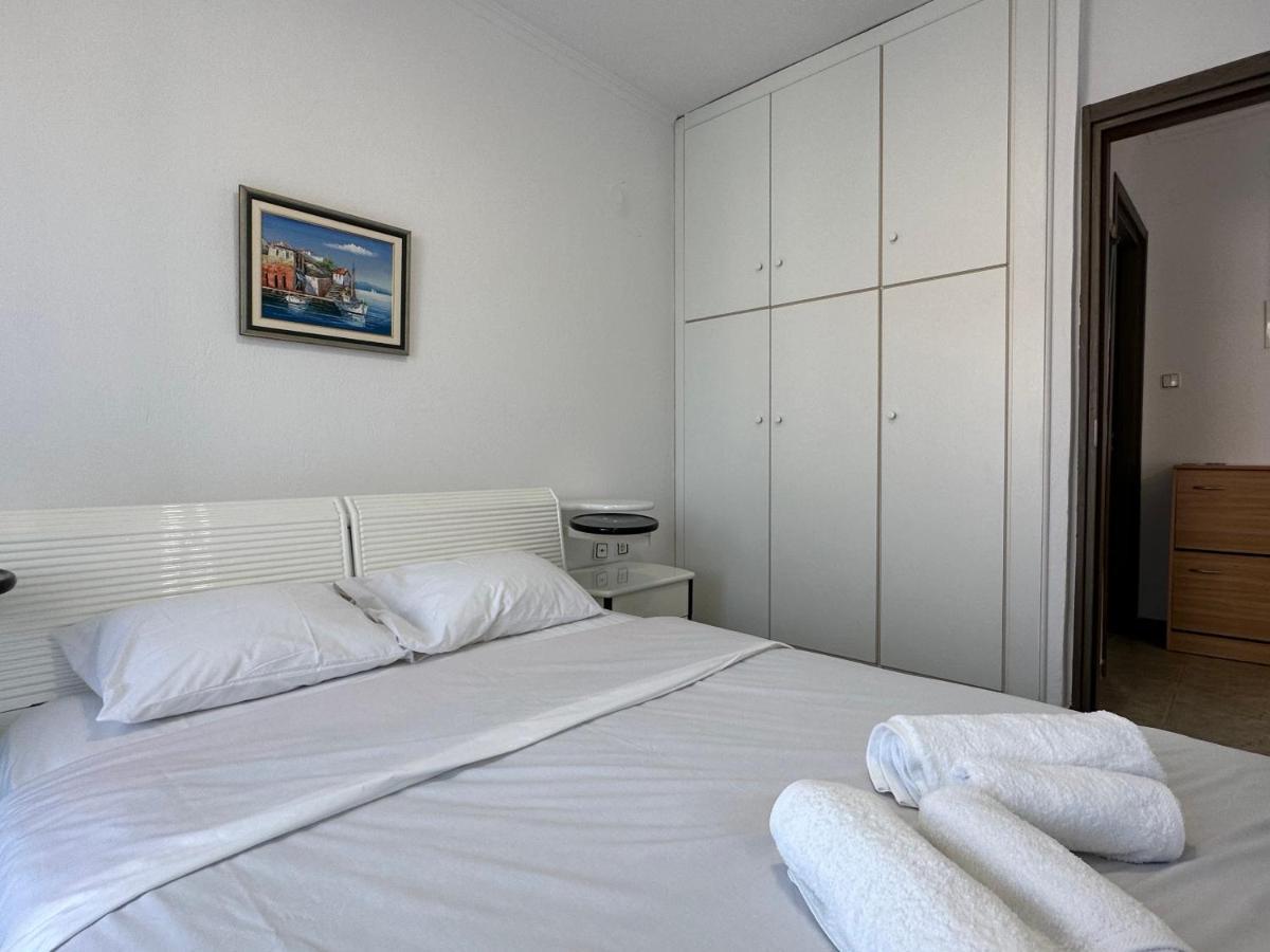 Emerald Seaside Apartment In Pefkohori Pefkochori Eksteriør bilde